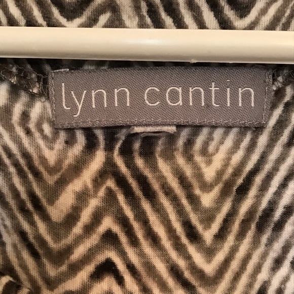 3/20$ Lynn Cantin printed tank top - Picture 4 of 6
